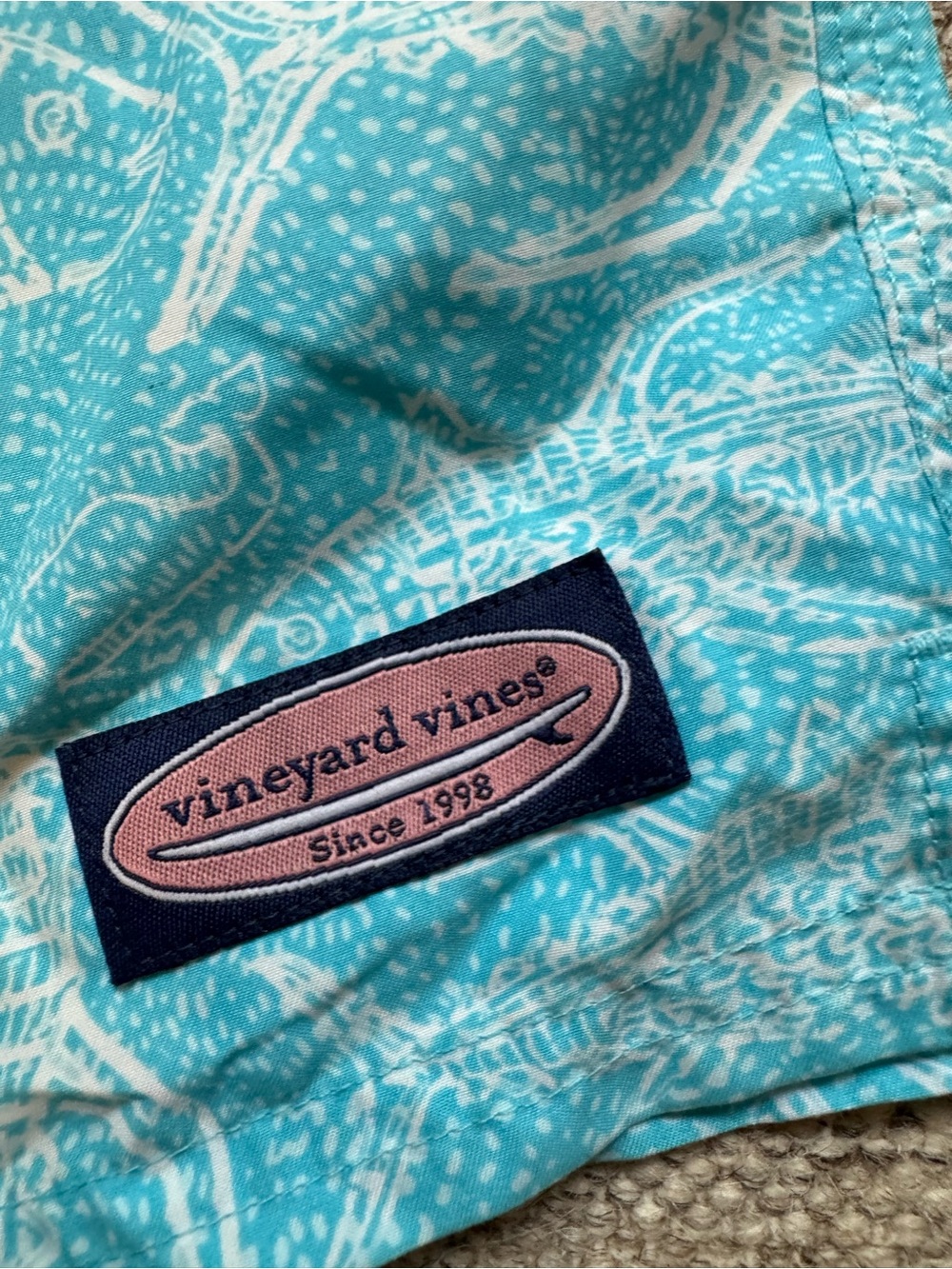 Vineyard Vines Turquoise Paisley Shorts with Pink Logo Patch size XS